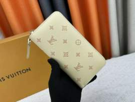 Picture of Louis Vuitton Wallets _SKUfw241655320fw